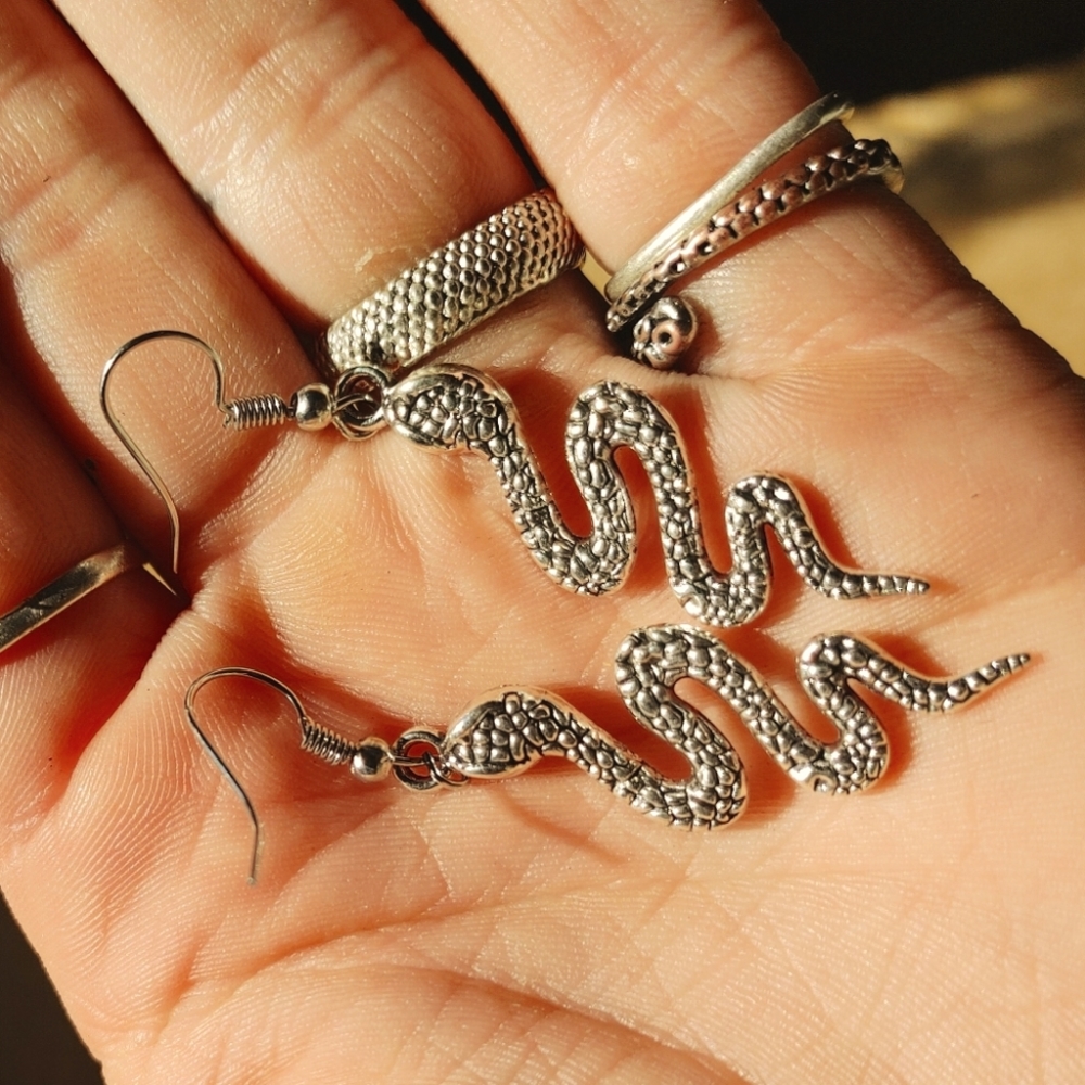Snake Earrings, Serpent Earring, Silver Gothic 🐍 - Picture 2 of 4